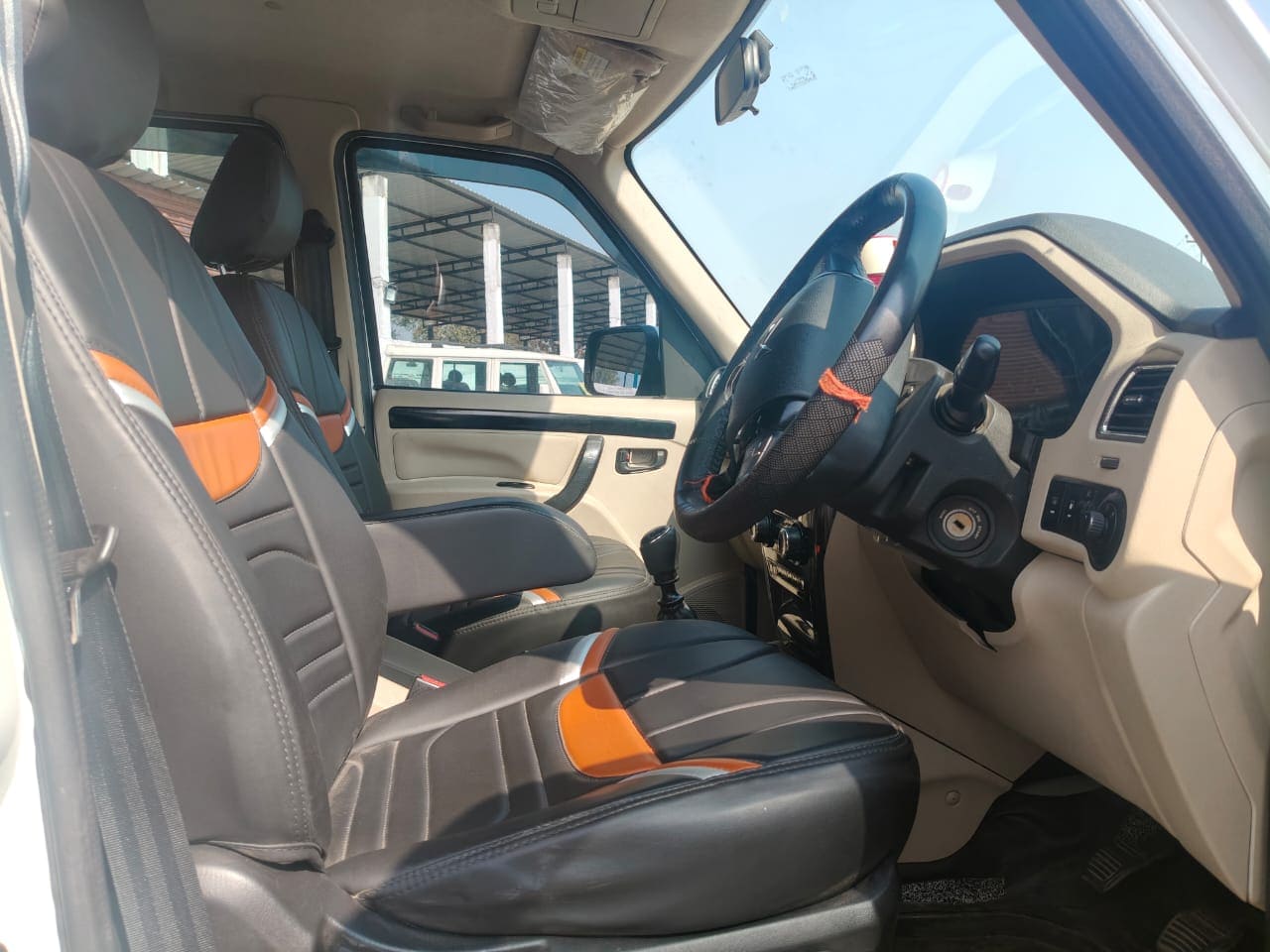 Mahindra Scorpio - View 3