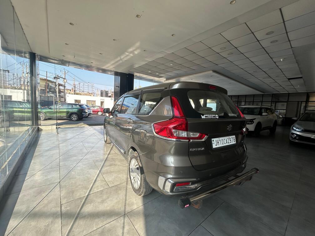 MARUTI ERTIGA SMART HYBRID - View 8