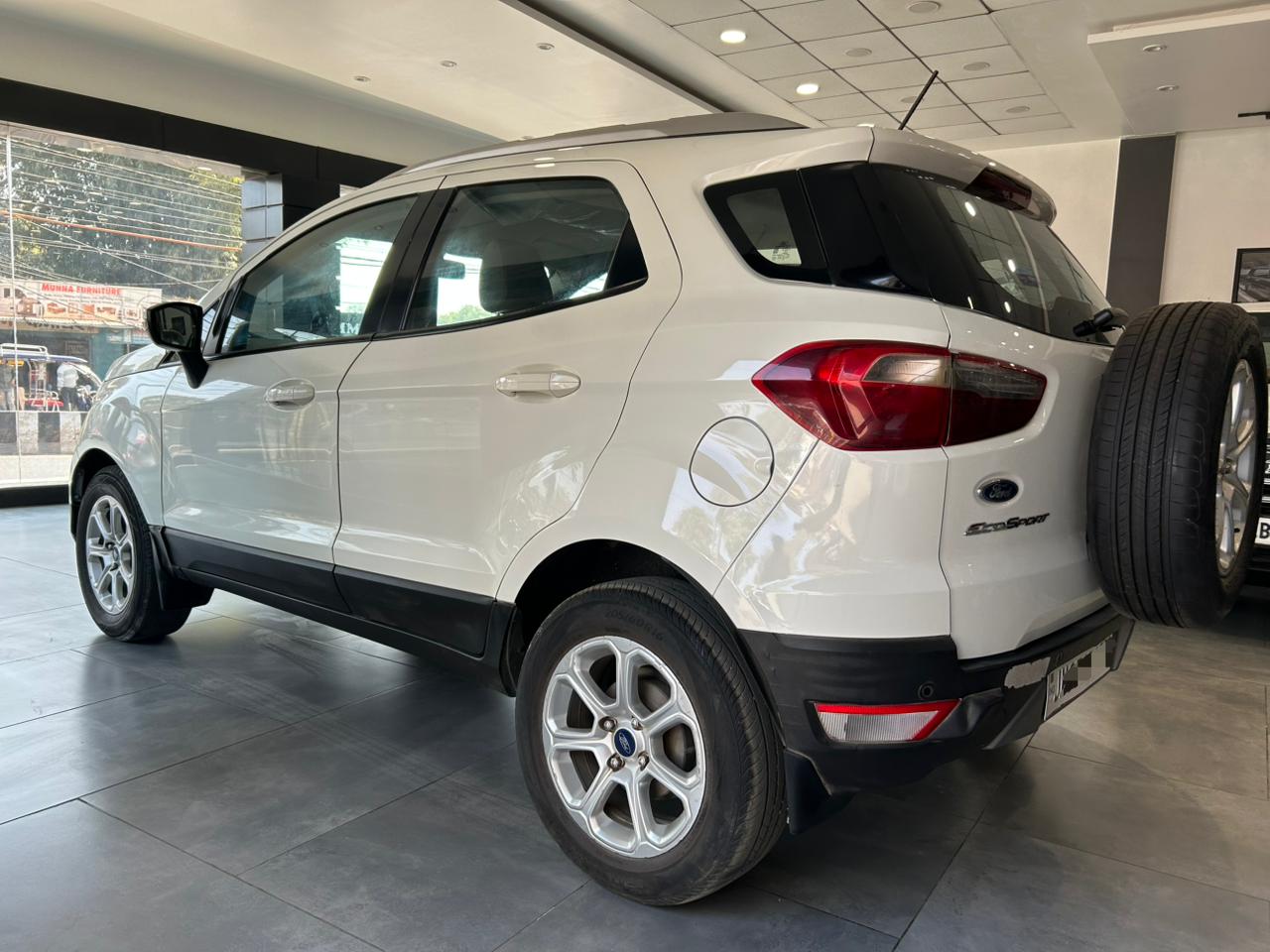 FORD ECOSPORTS - View 3